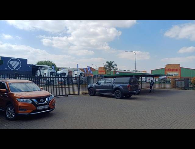 INDUSTRIAL PROPERTY TO RENT IN HENNOPSPARK
